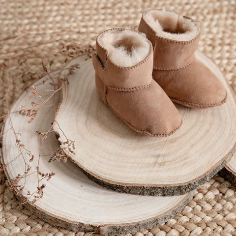 Baa Baby Tabbed Sheepskin Booties - Chestnut