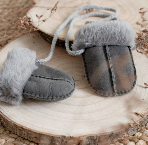 Baa Baby Sheepskin Puddy Mittens on String - Grey