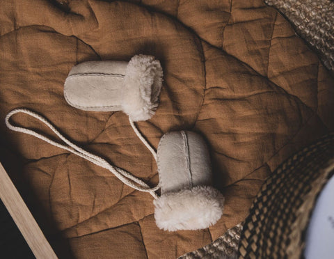 Baa Baby Sheepskin Puddy Mittens on String - Sand