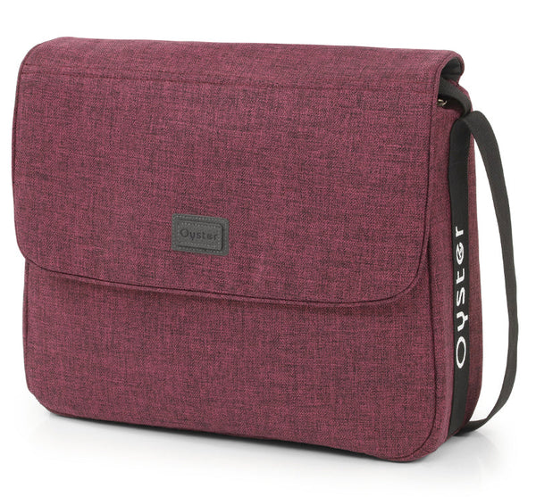 Oyster 3 Changing Bag - Berry